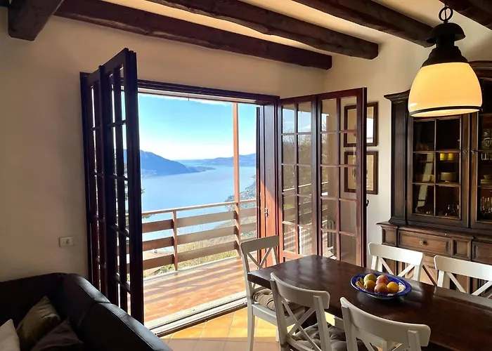 Romantic House By Maggiore With Garden Dom wakacyjny Trarego Viggiona