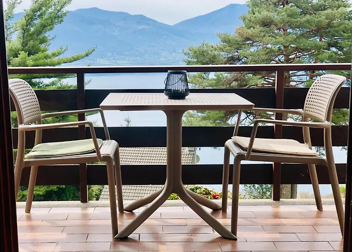 Romantic House By Maggiore With Garden Dom wakacyjny Trarego Viggiona