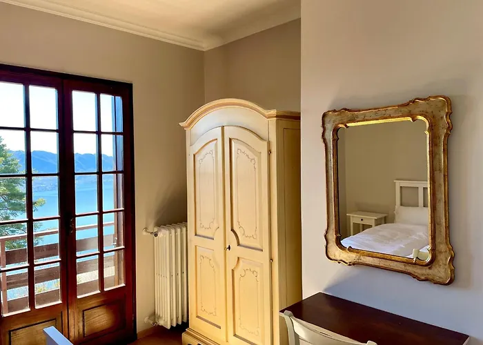 Σπίτι διακοπών Romantic House By Maggiore With Garden