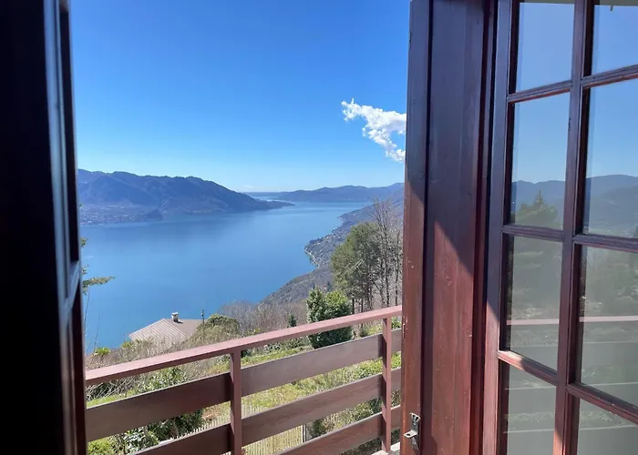 Romantic House By Maggiore With Garden *