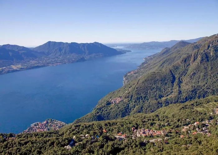 Dom wakacyjny Romantic House By Maggiore With Garden Trarego Viggiona