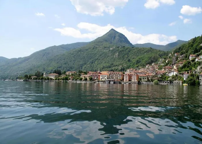 Romantic House By Maggiore With Garden Dom wakacyjny Trarego Viggiona